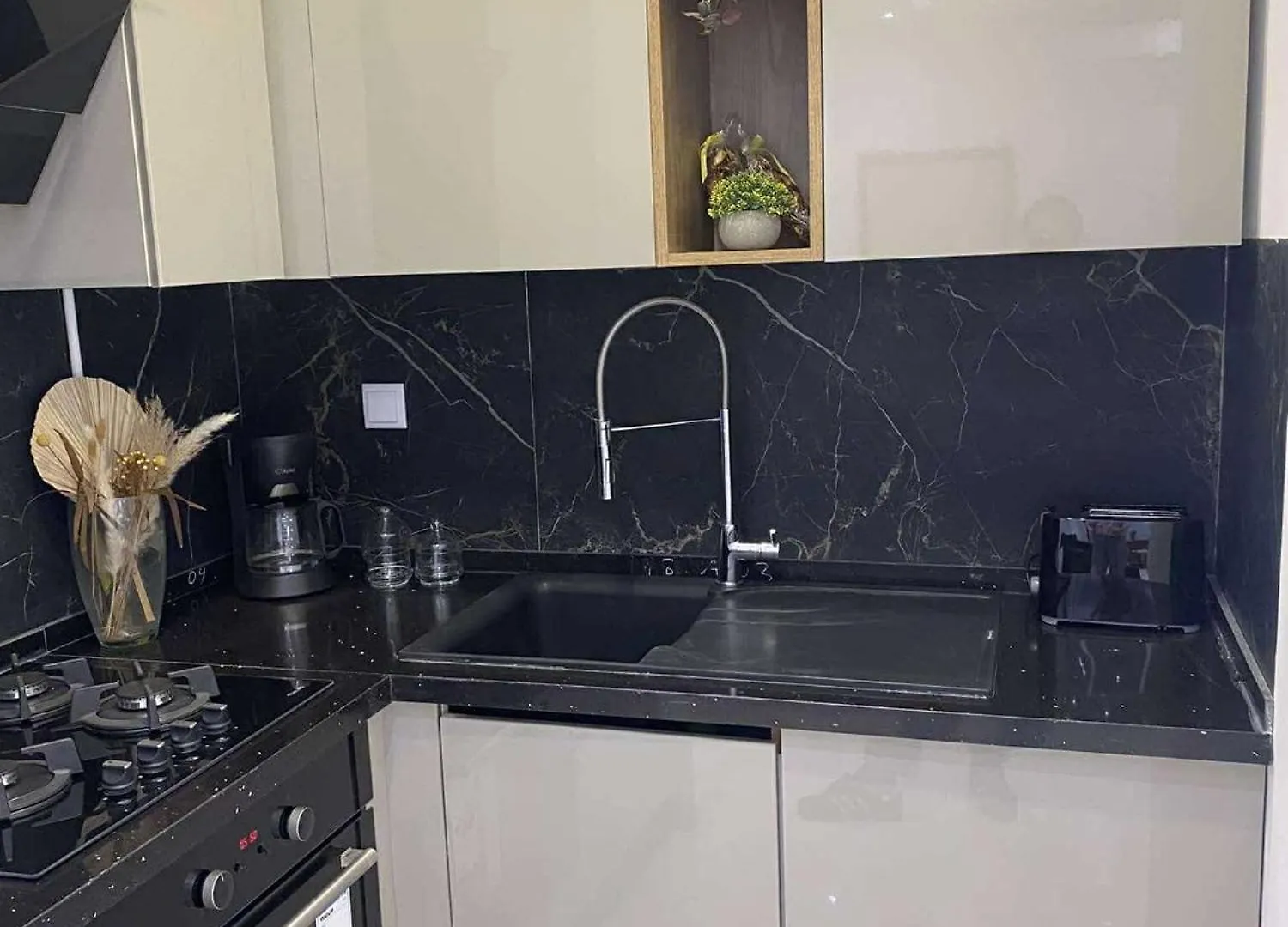 Coquette Appartement S1 Aux Jardins De Carthage 突尼斯 公寓